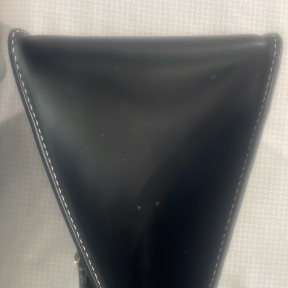 Pocketbook - Picture 9 of 11